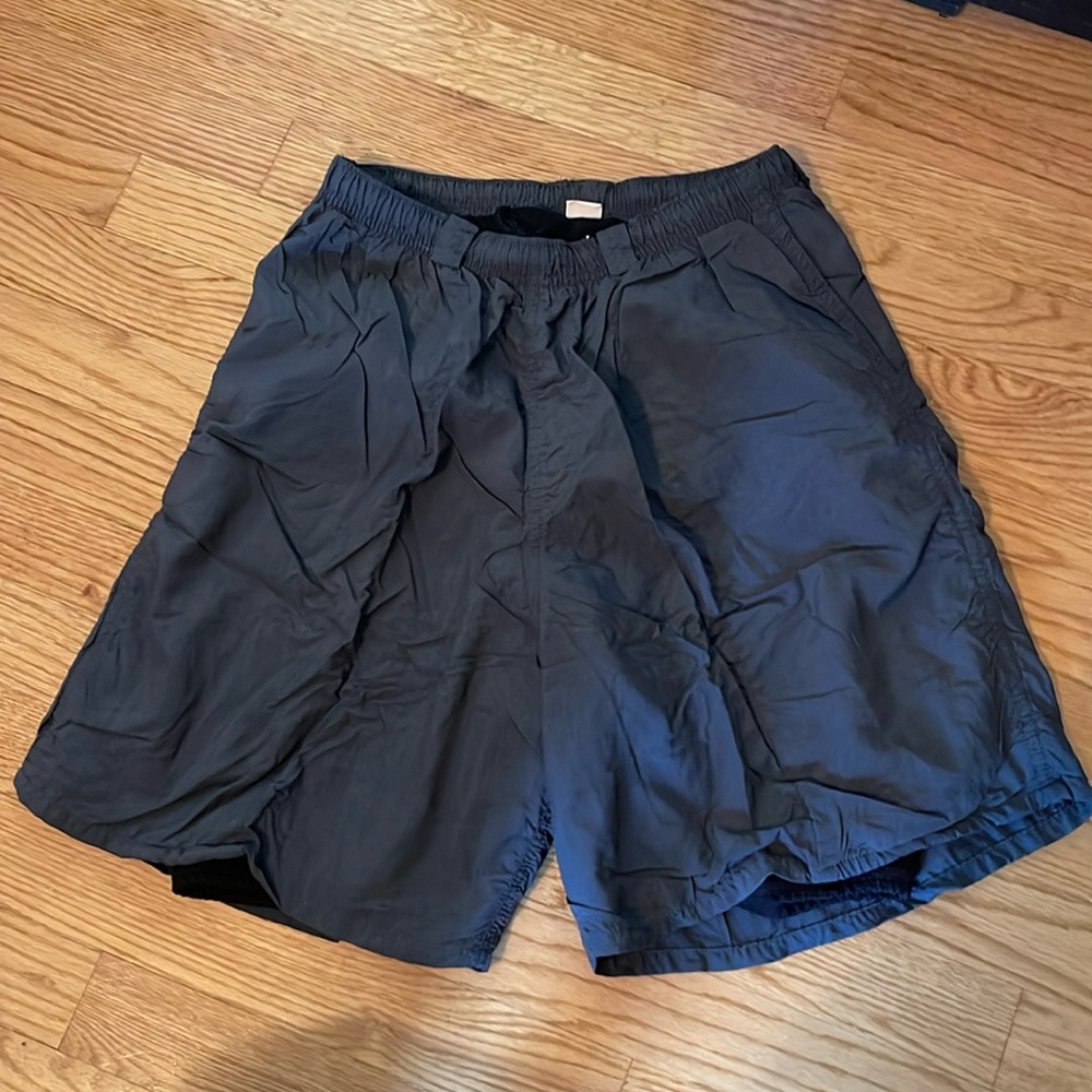 L.L.Bean Gray cycling bike shorts padded crotch size Medium